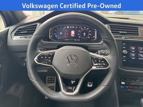 Certified 2024 Volkswagen Tiguan SEL R-Line image 22