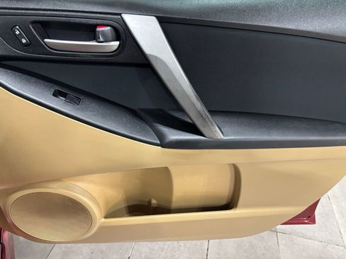 Used 2011 MAZDA MAZDA3 s Sport image 16