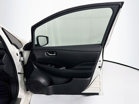 Used 2023 Nissan Leaf SV Plus FWD image 31