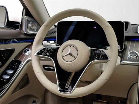 Used 2023 Mercedes-Benz Maybach S 680 4MATIC image 18