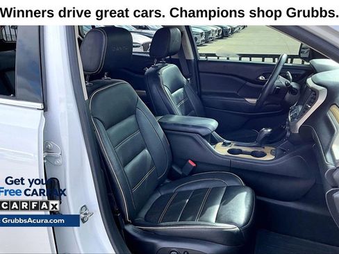 Used 2017 GMC Acadia Denali w/ Technology Package AWD/4WD image 9