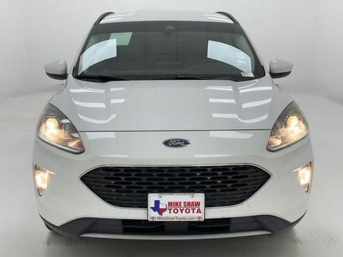 Used 2021 Ford Escape SEL image 3