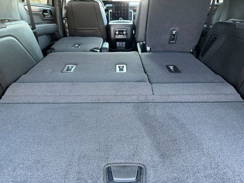 New 2026 GMC Yukon Denali AWD/4WD image 16