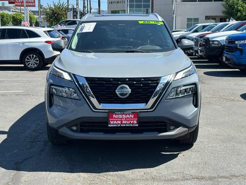 Used 2021 Nissan Rogue SL w/ Premium Package FWD image 11