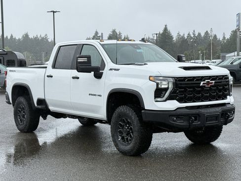 New 2026 Chevrolet Silverado 2500 ZR2 w/ ZR2 Bison Edition AWD/4WD image 7