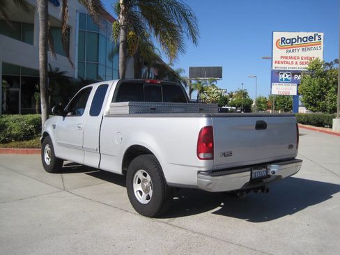 Used 2003 Ford F150 XLT RWD image 5