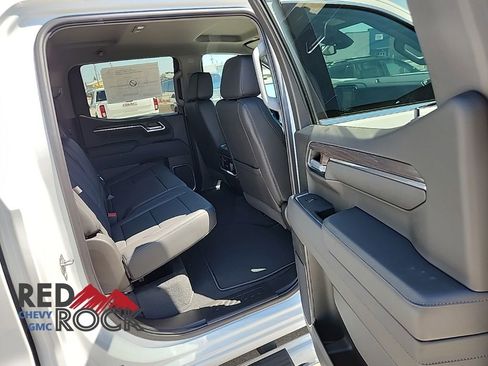 New 2025 GMC Sierra 1500 SLT w/ SLT Premium Package image 19