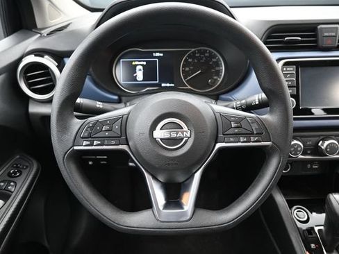 Used 2025 Nissan Versa SV FWD image 15