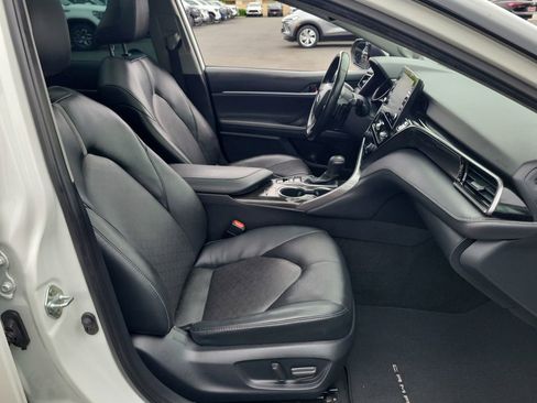 Used 2023 Toyota Camry XSE FWD image 27