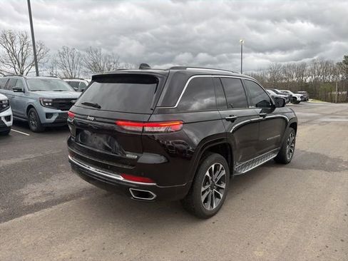 Used 2023 Jeep Grand Cherokee Overland image 3