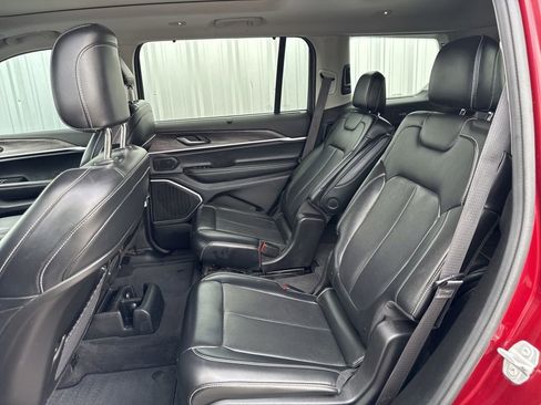 Used 2021 Jeep Grand Cherokee L Limited w/ Luxury Tech Group II AWD/4WD image 36