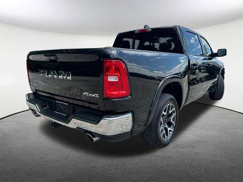 Used 2025 RAM 1500 Laramie AWD/4WD image 18