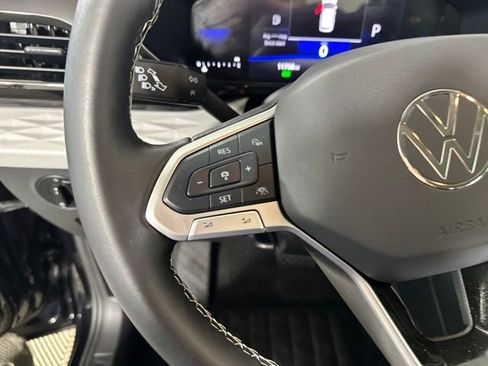 Used 2024 Volkswagen Taos S image 15