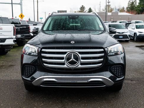 Used 2024 Mercedes-Benz GLS 450 4MATIC image 2