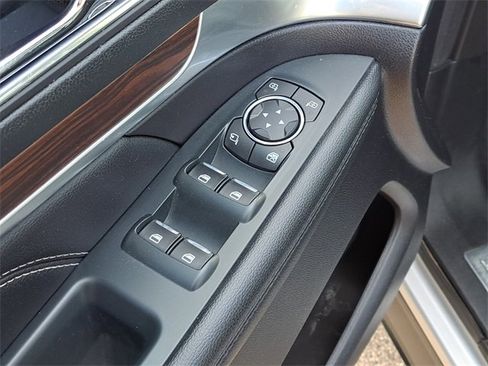 Used 2019 Ford Explorer Limited w/ Class III Trailer Tow Package image 21