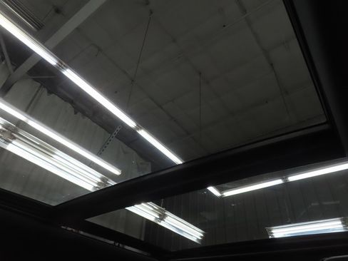 Used 2025 Ford Expedition Tremor image 28