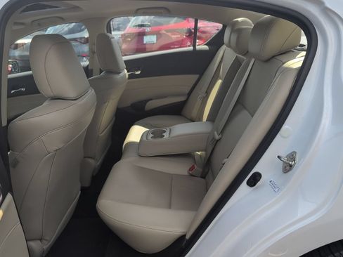 Used 2018 Acura ILX FWD image 32