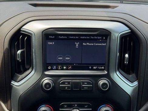 Used 2019 Chevrolet Silverado 1500 LT Trail Boss AWD/4WD image 3