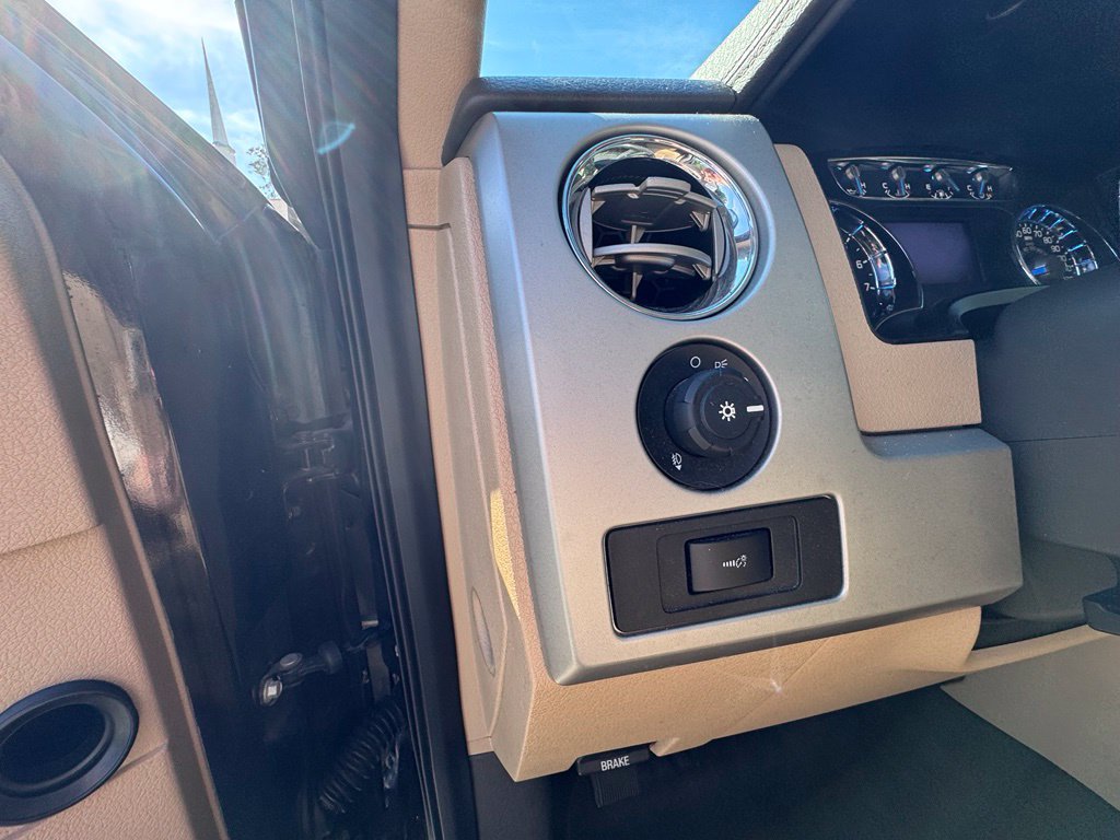 Used 2013 Ford F150 Lariat w/ Luxury Equipment Group RWD image 22