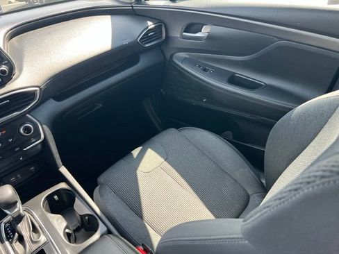 Used 2019 Hyundai Santa Fe SEL FWD image 12