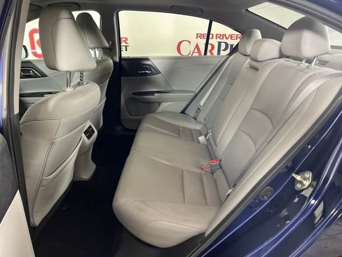 Used 2017 Honda Accord EX-L image 25