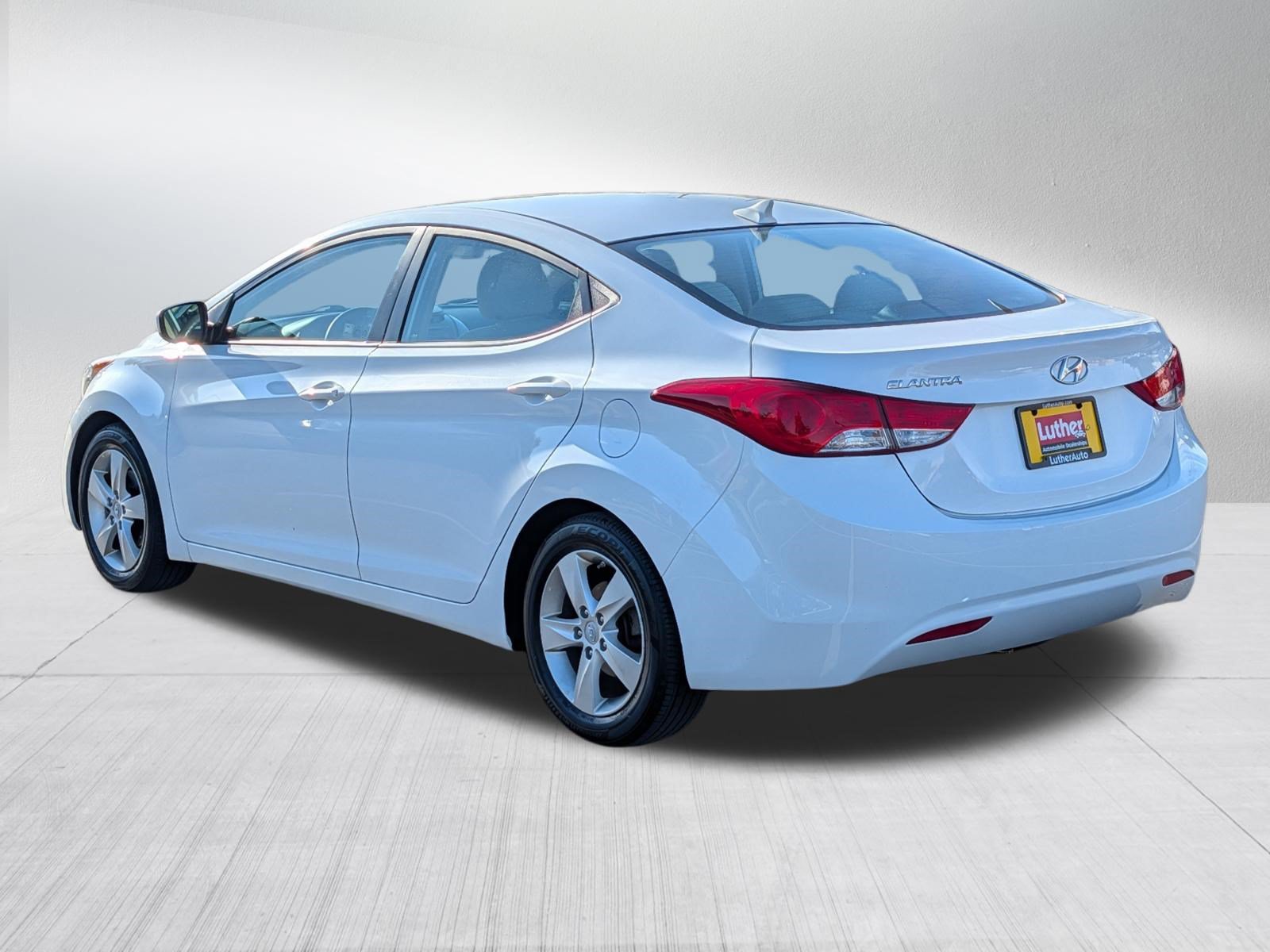 Used 2013 Hyundai Elantra GLS w/ Preferred Pkg FWD image 5