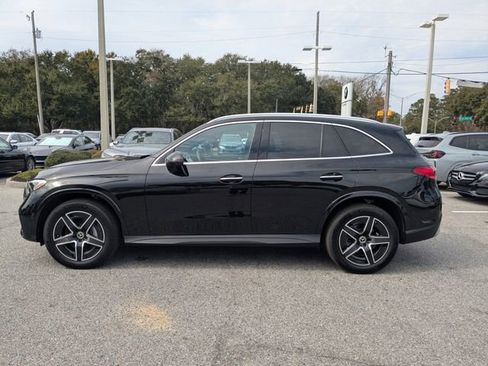 Used 2025 Mercedes-Benz GLC 300 4MATIC image 7