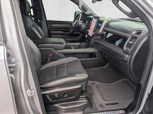 Used 2025 RAM 1500 Limited AWD/4WD image 18