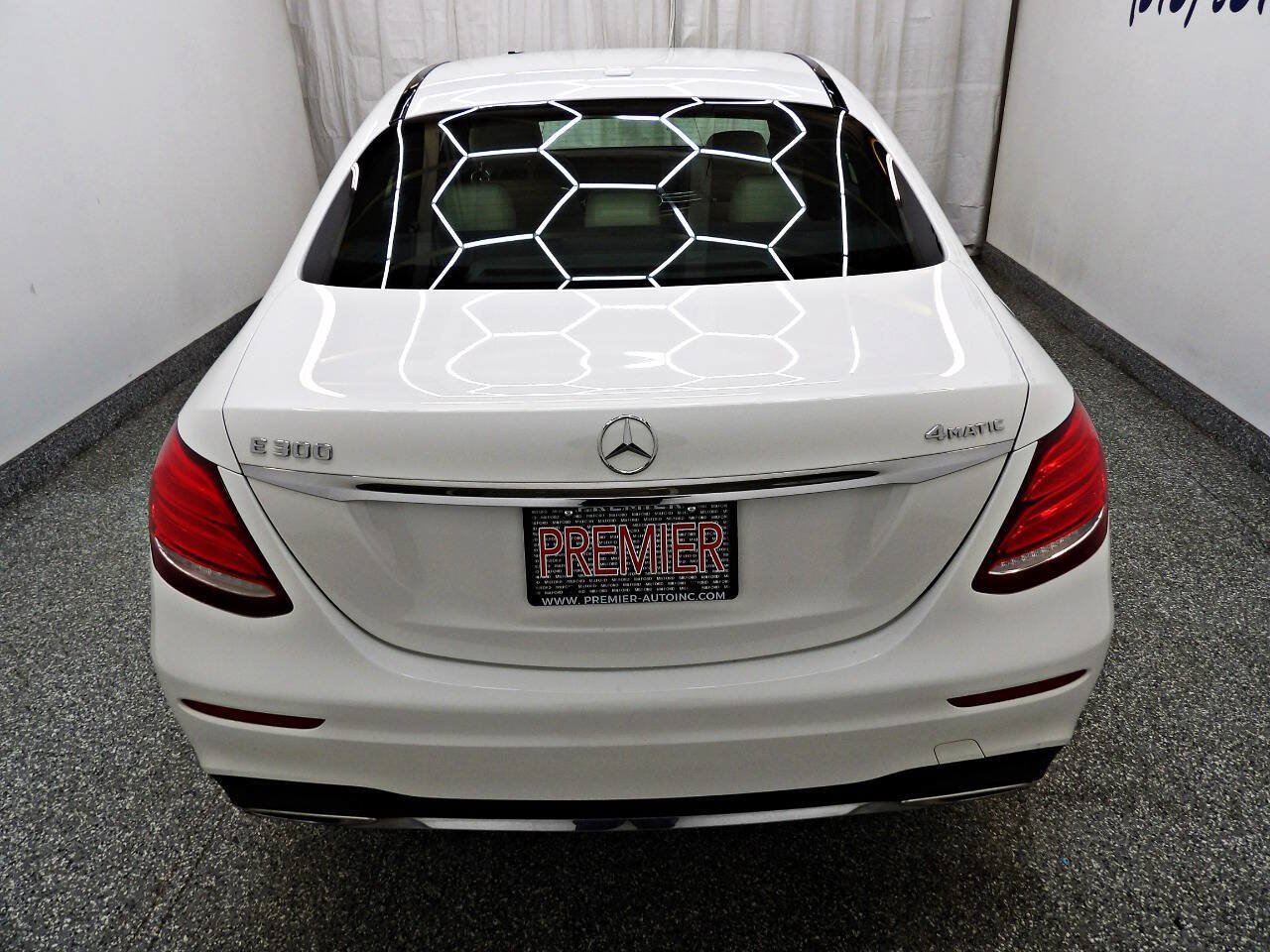 Used 2019 Mercedes-Benz E 300 4MATIC image 5