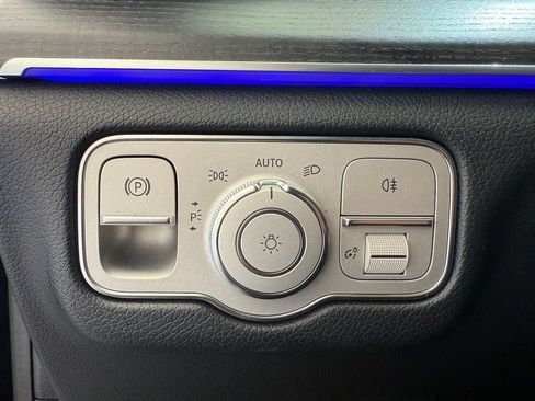 Used 2021 Mercedes-Benz GLE 580 4MATIC image 18