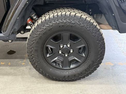 Used 2022 Jeep Gladiator Mojave w/ LED Lighting Group image 40