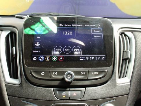 Used 2022 Chevrolet Malibu LT image 13