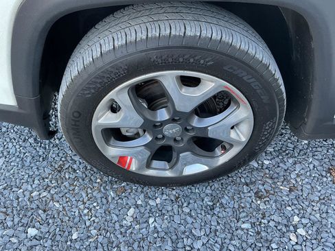 Used 2019 Jeep Compass Limited FWD image 24