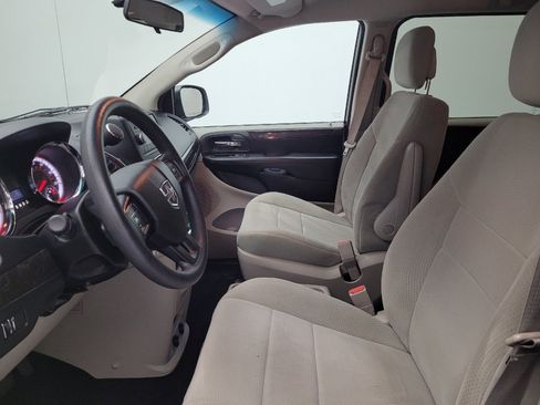 Used 2014 Dodge Grand Caravan SE w/ Quick Order Package 29E SE FWD image 17