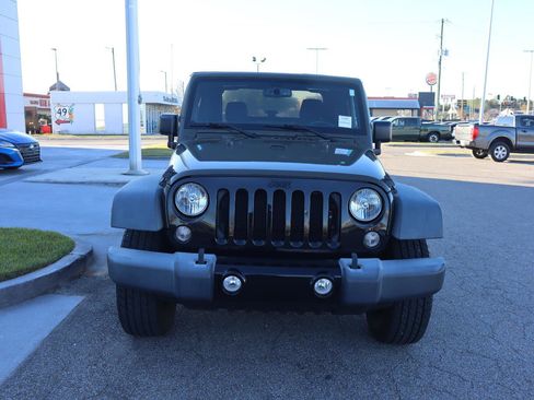 Used 2015 Jeep Wrangler Sport image 12