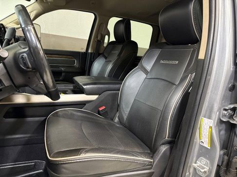 Used 2020 RAM 3500 Laramie image 15