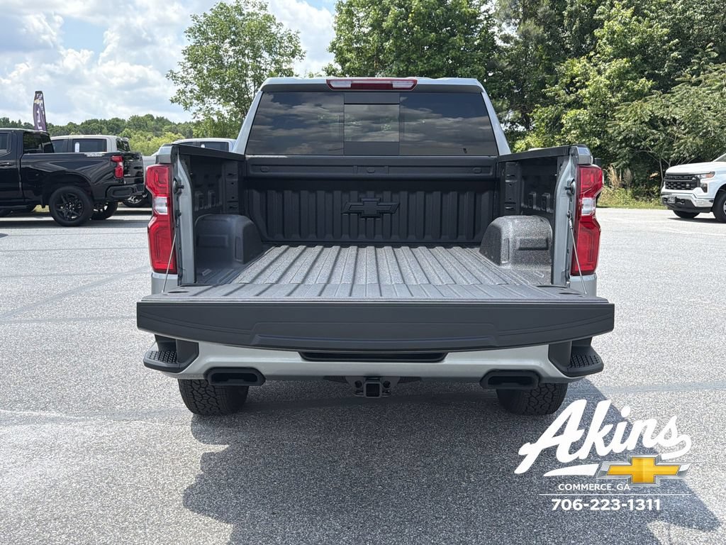 New 2026 Chevrolet Silverado 1500 RST w/ Redline Edition AWD/4WD image 4