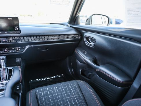 Certified 2024 Honda HR-V Sport image 6