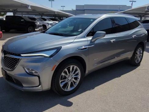Used 2024 Buick Enclave Avenir w/ Avenir Technology Package AWD/4WD image 5