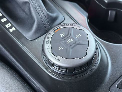 Used 2023 Ford Bronco Outer Banks AWD/4WD image 34