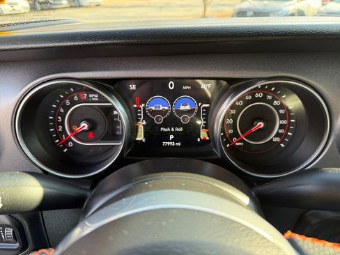 Used 2021 Jeep Gladiator Mojave w/ Trailer Tow Package image 31