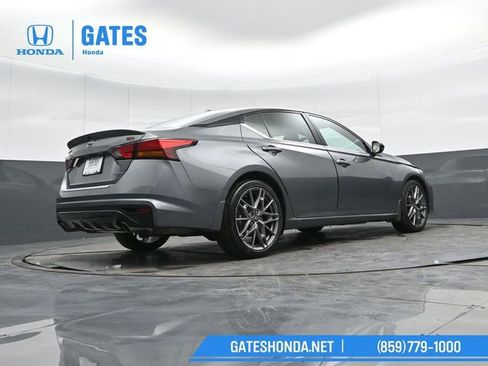 Used 2023 Nissan Altima 2.0 SR image 33