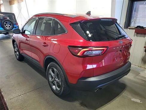 Used 2025 Ford Escape ST-Line AWD/4WD image 4
