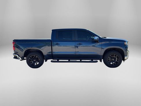 Used 2021 Chevrolet Silverado 1500 LT w/ LPO, Dark Essentials Package AWD/4WD image 5