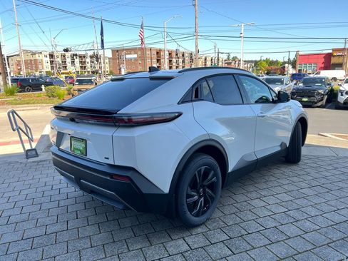 New 2026 Toyota C-HR AWD/4WD image 5