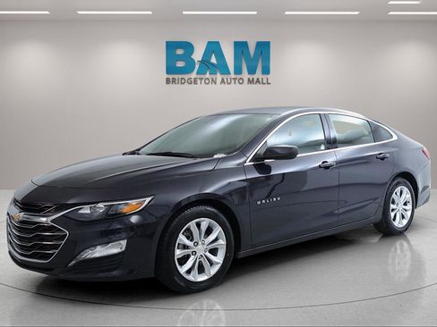 Used 2023 Chevrolet Malibu LT FWD image 3