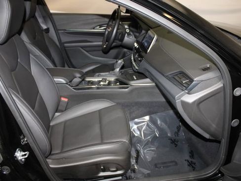 Certified 2025 Cadillac CT4 Luxury AWD/4WD image 17