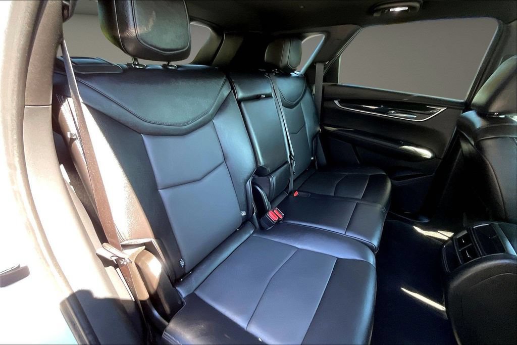 Used 2021 Cadillac XT5 Premium Luxury FWD image 28