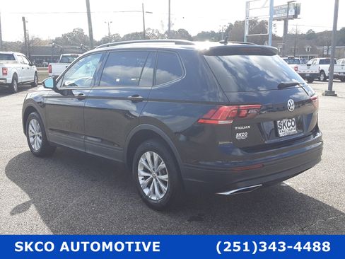 Used 2020 Volkswagen Tiguan S w/ 3rd Row Seat Package image 3