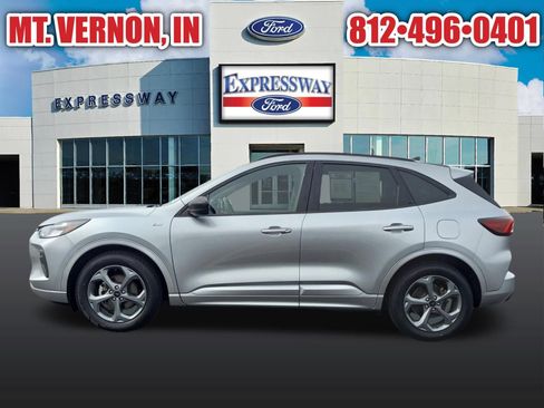 Used 2024 Ford Escape ST-Line w/ Cold Weather Package image 10